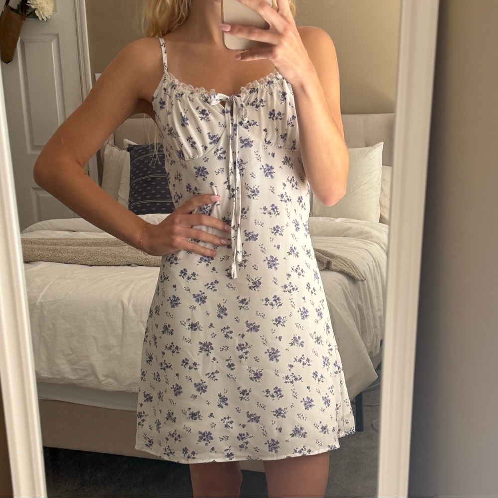 Floral Print women’s white and purple sundress